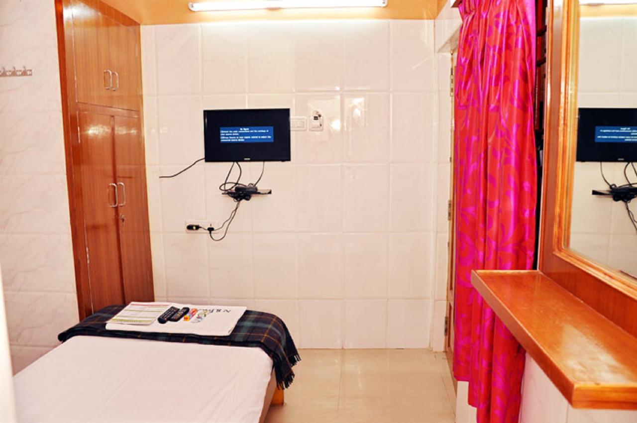 Nb Palace Chennai Dış mekan fotoğraf